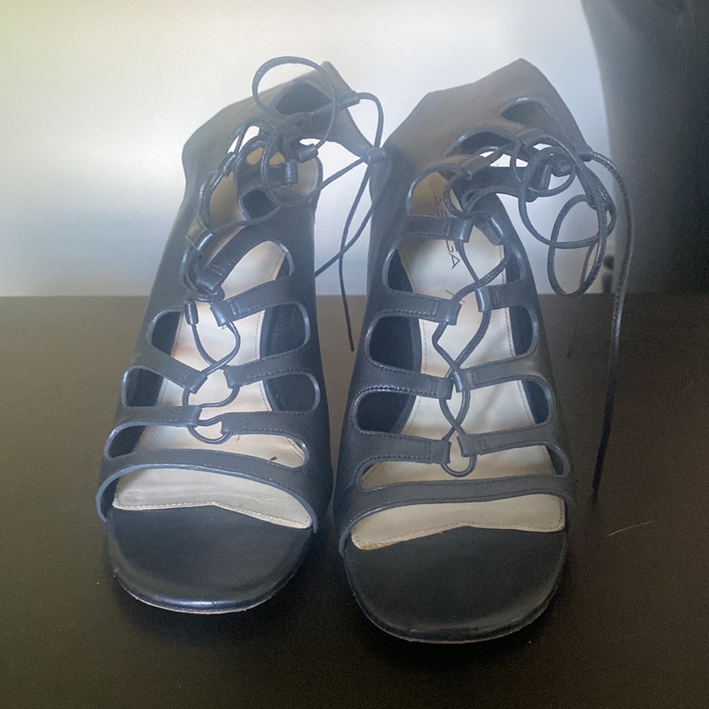 Vía Spiga Steel Blue Lace Up Heels - Picture 2 of 9